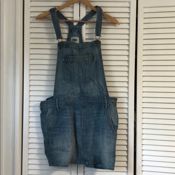 Old Navy Dresses & Skirts - Blue jean overall jumper